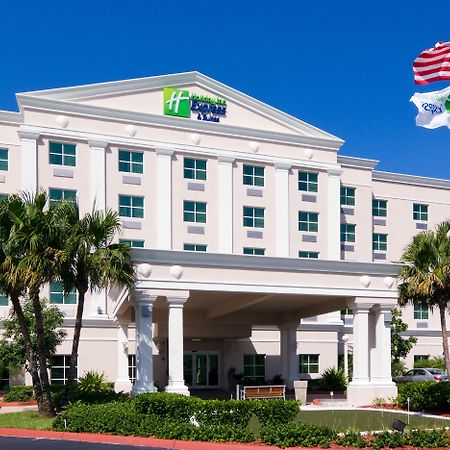Holiday Inn Express & Suites Miami Kendall By Ihg Country Walk Eksteriør billede