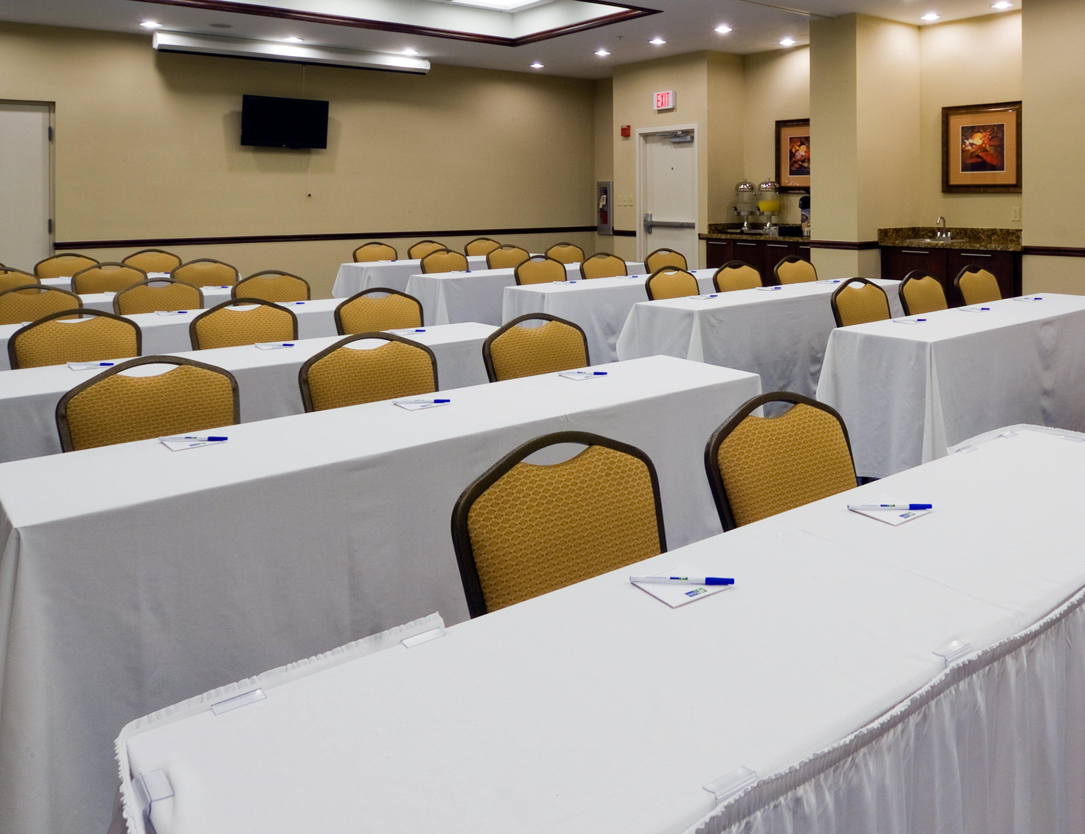 Holiday Inn Express & Suites Miami Kendall By Ihg Country Walk Eksteriør billede