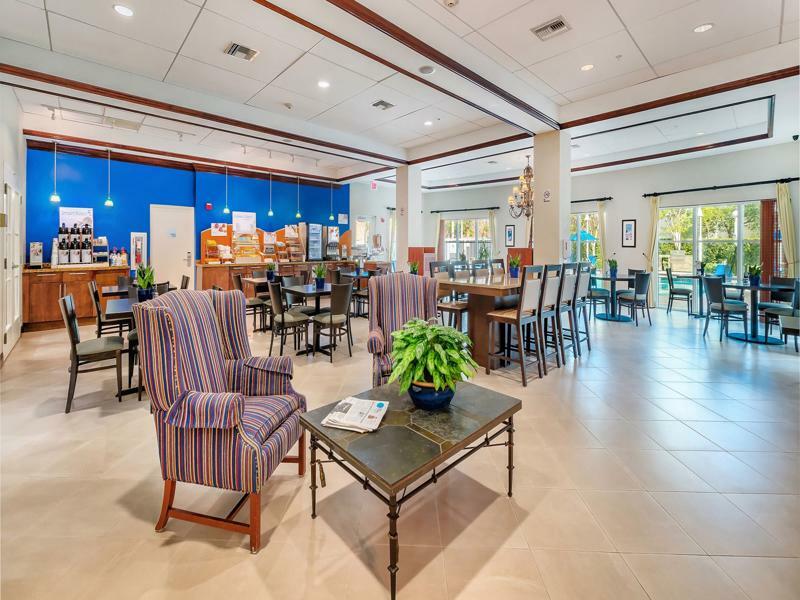 Holiday Inn Express & Suites Miami Kendall By Ihg Country Walk Eksteriør billede
