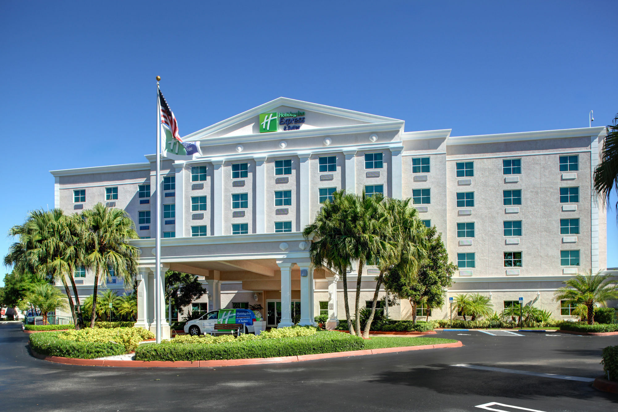 Holiday Inn Express & Suites Miami Kendall By Ihg Country Walk Eksteriør billede